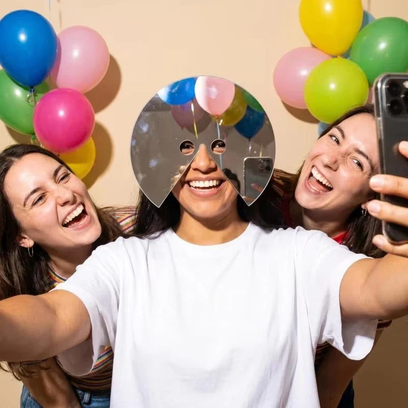 Mirror Mask – See What the Wearer Sees, Anti‑Selfie, for Artists & Filmmakers