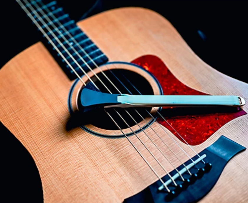 Guitar Bow for Electric & Acoustic Guitar, Adjustable String Bowing Tool with Horsehair Design for Violin-Like Sound Effects & Ambient Playing