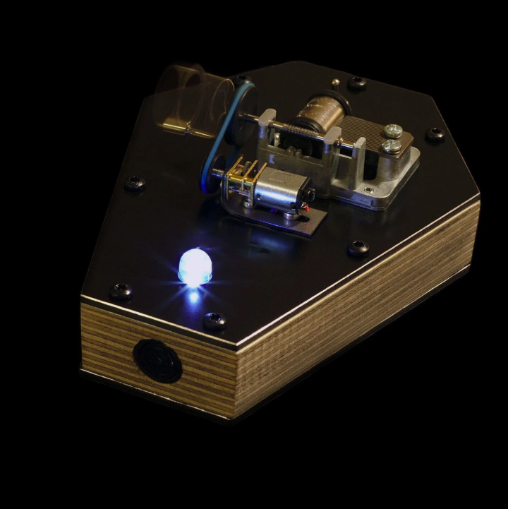 👻 Paranormal Music Box