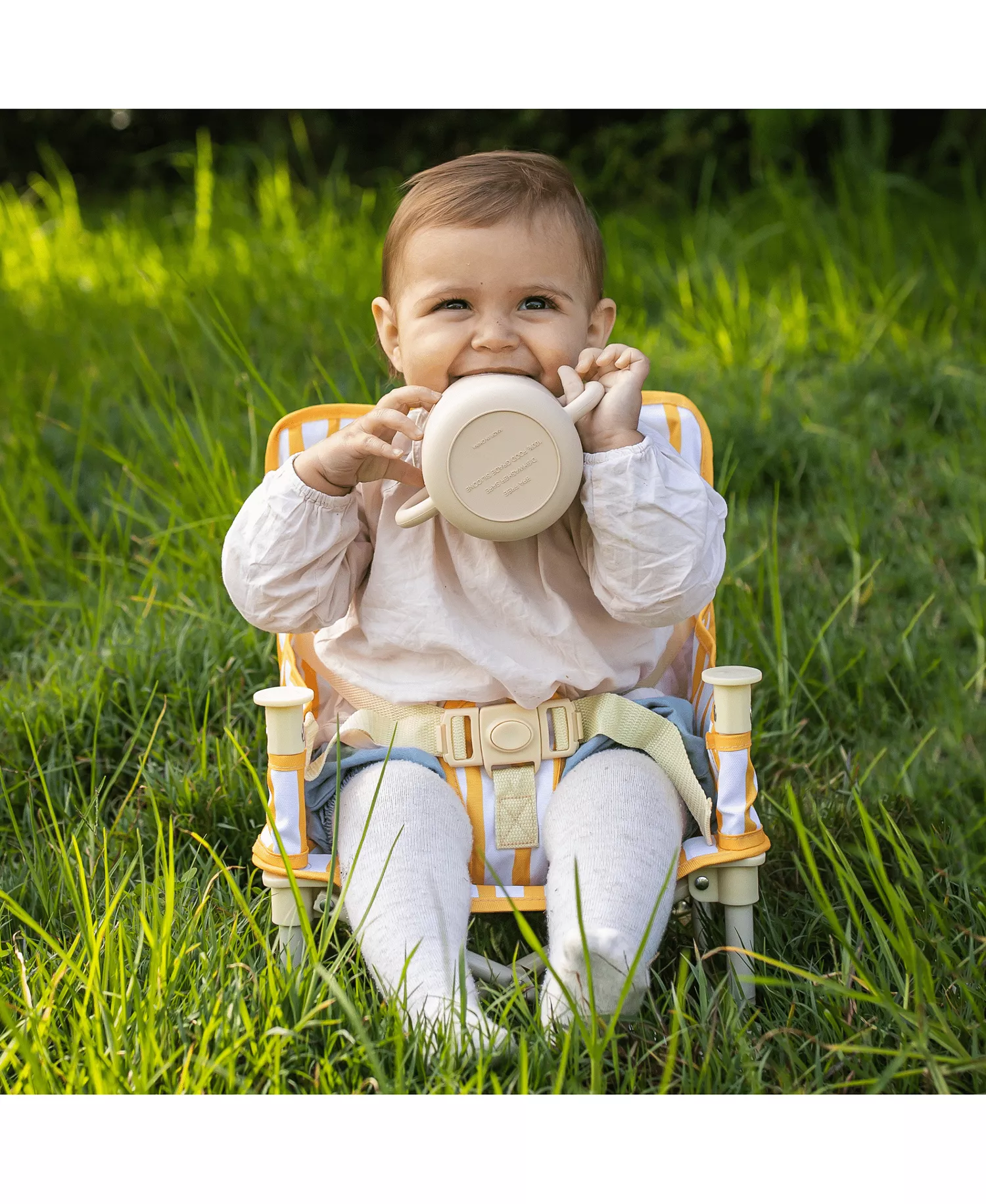 Portable Baby Booster Seat with Foldable Design, Removable Tray & Travel Carry Bag for On-the-Go Feeding