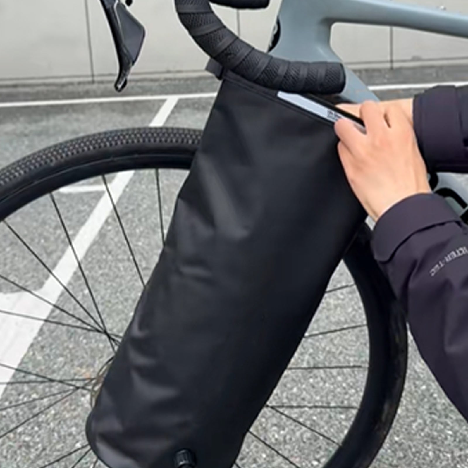 6L Quick-Release Waterproof Bicycle Travel Bag