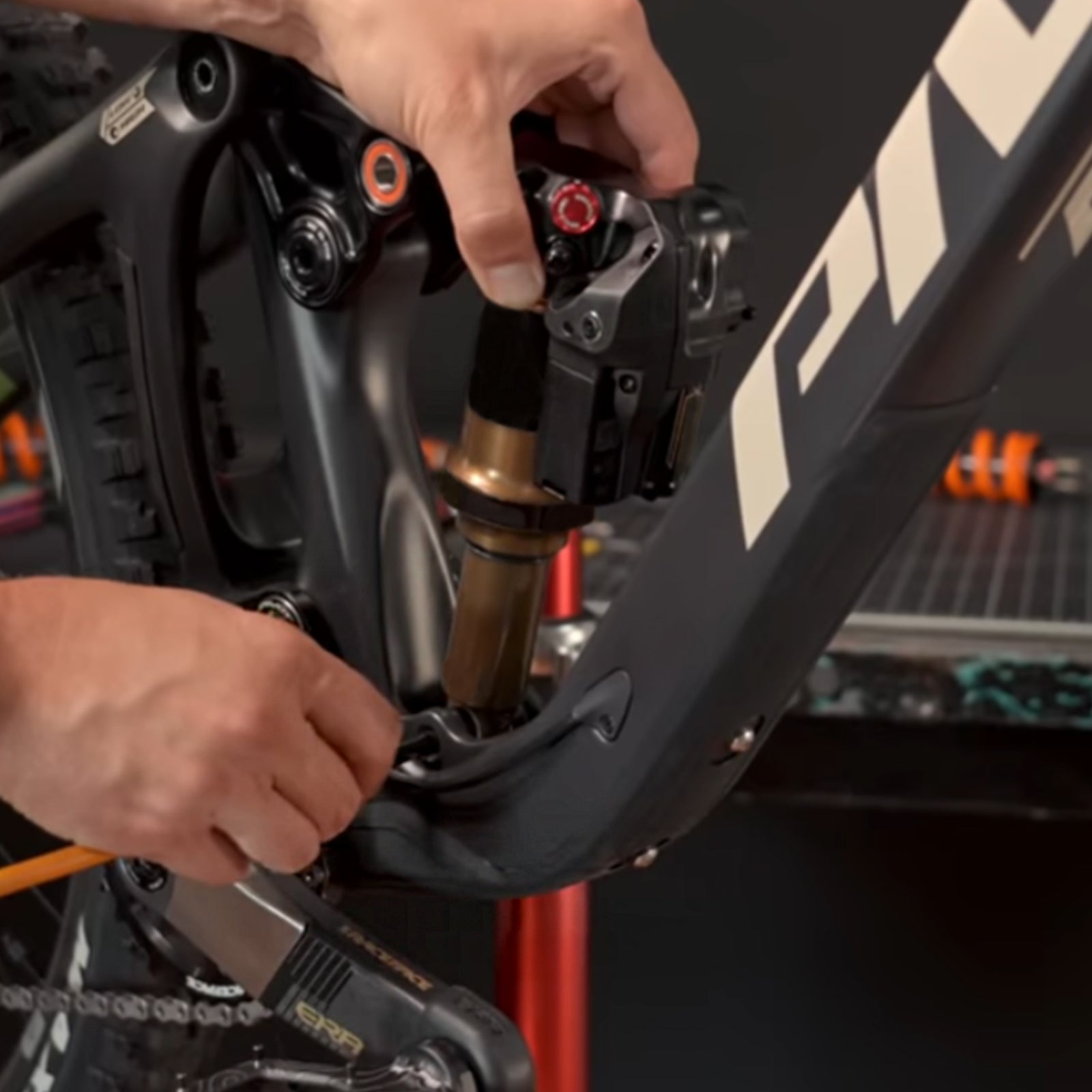 Mountain bike shock absorbers