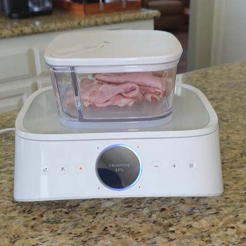 Intelligent automatic vacuum unit
