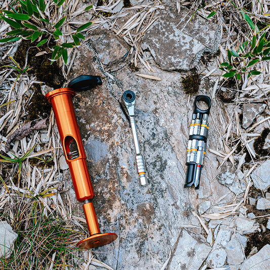 Bicycle front fork vertical tube ratchet tool kit