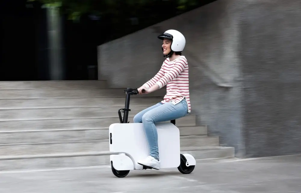 Compact Folding Electric Scooter with Portable Briefcase Design for Urban Commuting & Last-Mile Travel