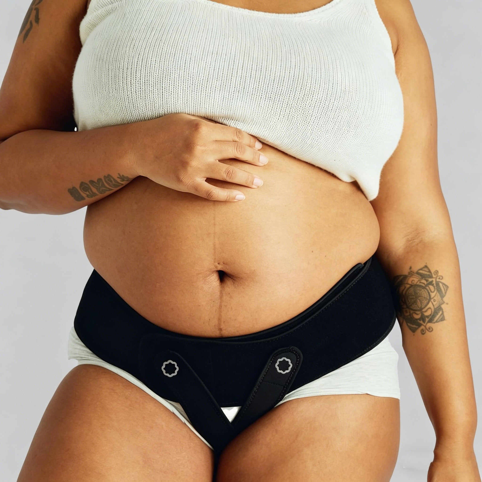 V-shaped sling-style pelvic support belt