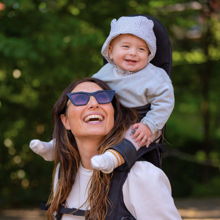 Shoulder-Back Baby Carrier – Comfortable, Safe, and Hands-Free