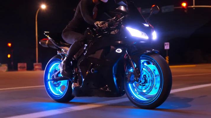 Wireless LED Motorcycle Wheel Light Rings with 360° Rim Glow, Remote Control & Night Riding Style Upgrade