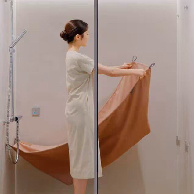 Detachable fabric bathtub "bath platform"