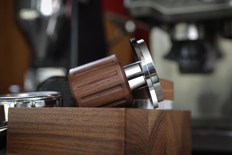 58mm Espresso Tamper – Walnut Handle with Click Feedback