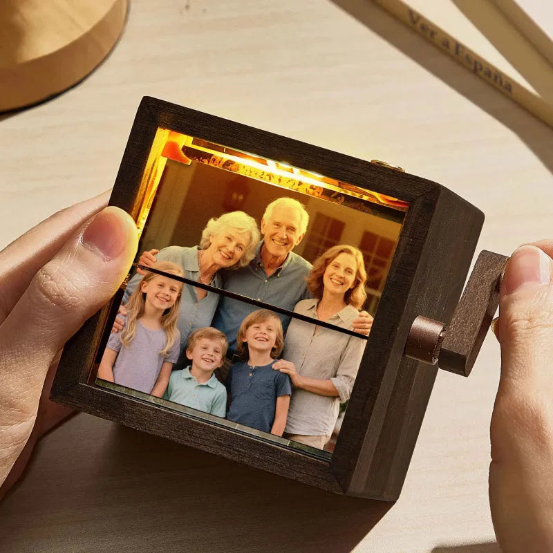 Hand-Crank Animation Machine – Custom Flipbook Box