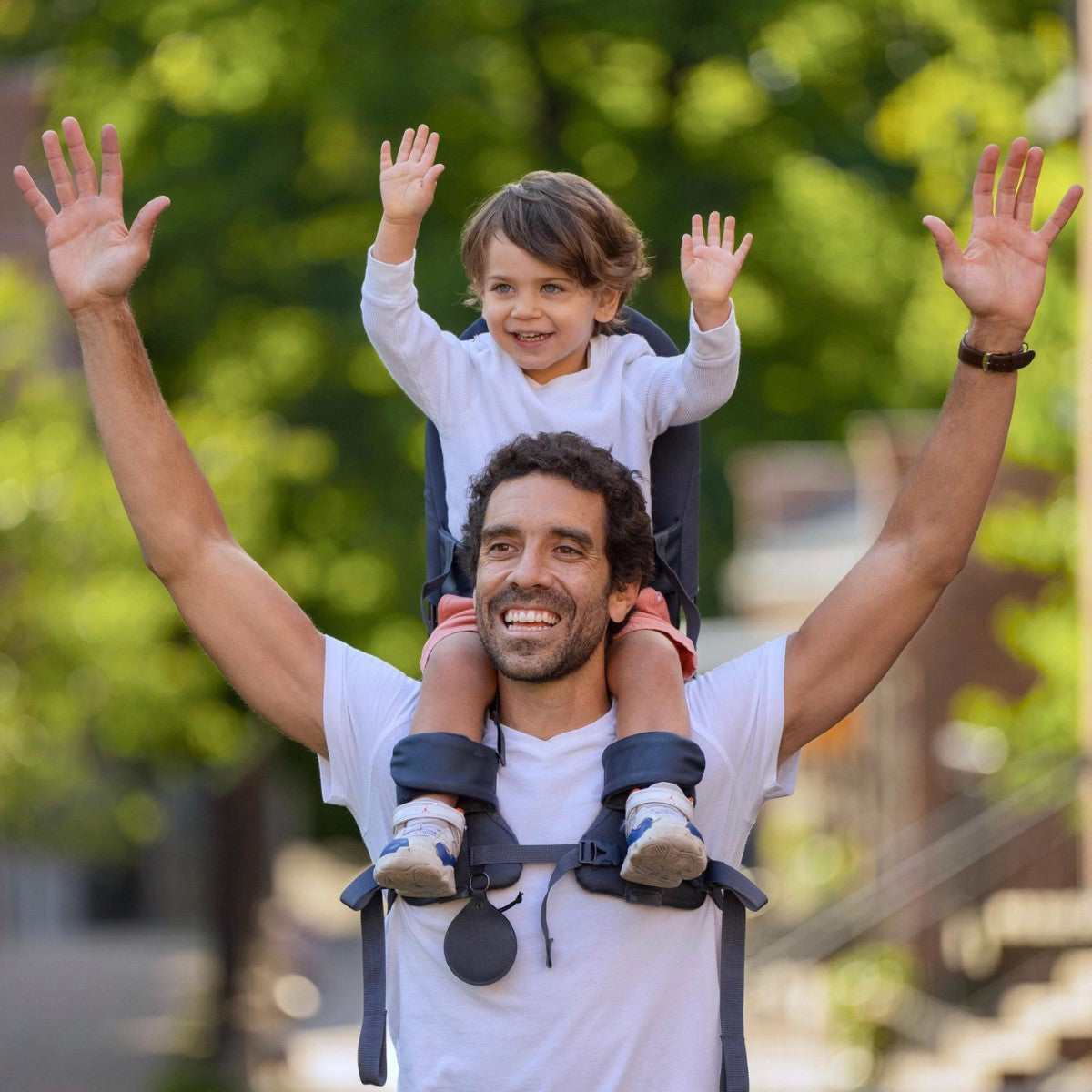 Shoulder-Back Baby Carrier – Comfortable, Safe, and Hands-Free