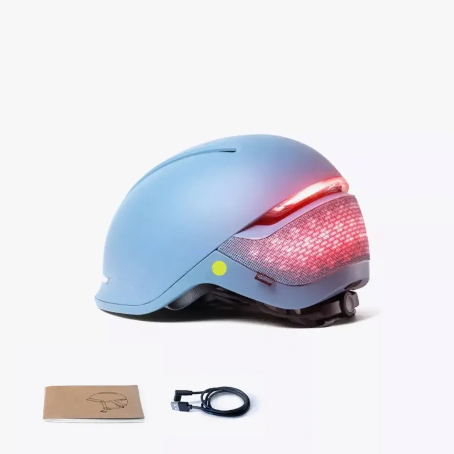 Smart Cycling Helmet with 360° LED Lighting, Bluetooth Connectivity, Crash Detection & Enhanced Safety Protection for Urban Riding