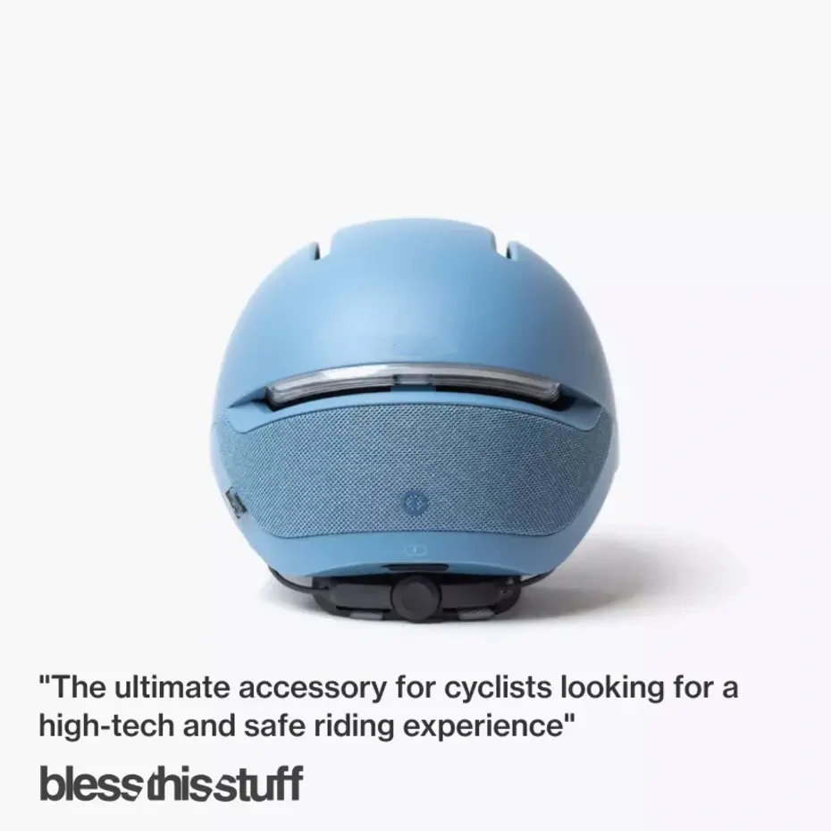 Smart Cycling Helmet with 360° LED Lighting, Bluetooth Connectivity, Crash Detection & Enhanced Safety Protection for Urban Riding