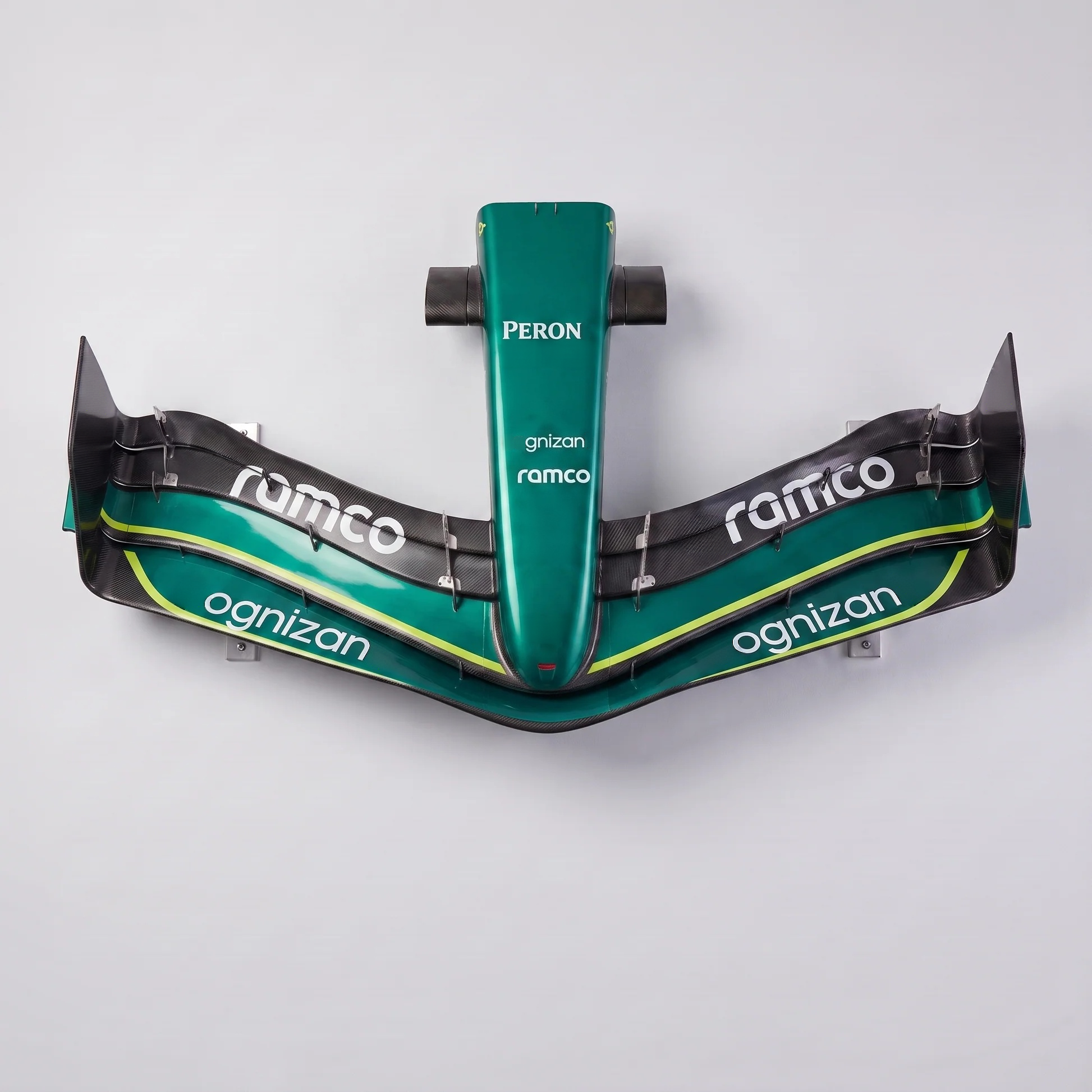 Racing-Inspired Wall Wing – Statement Decor for Garage, Office & Sim Rig 