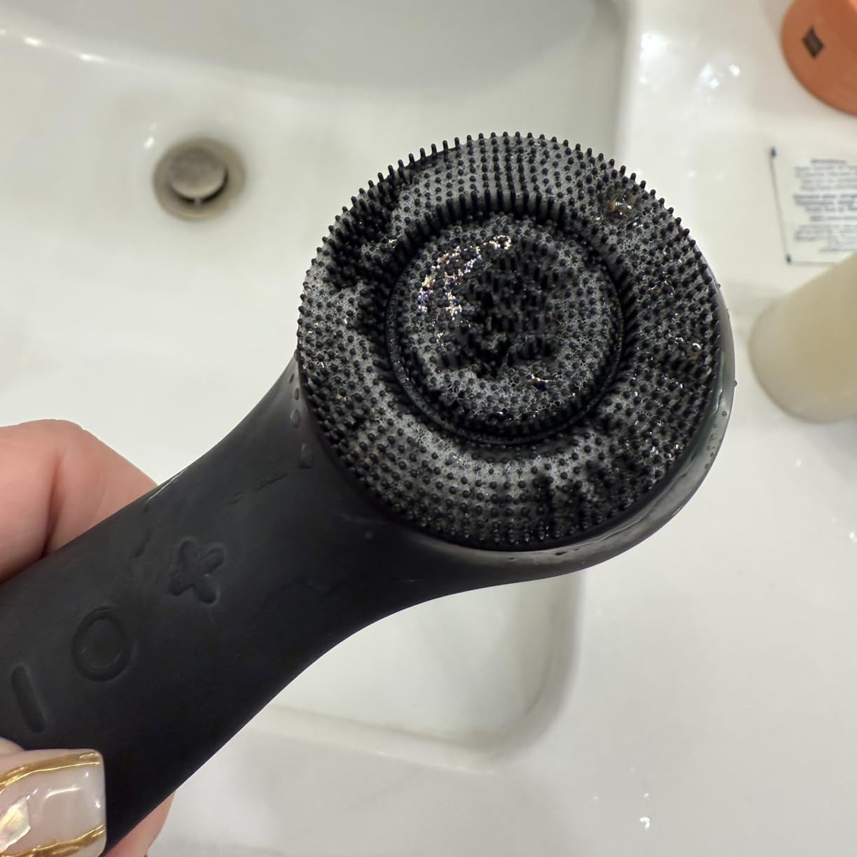 2-in-1 Spin & Vibration Face Scrubber