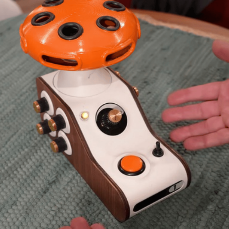 Motor-Controlled Experimental Instrument – Mechanical Sound Engine with USB-C MIDI & Onboard Effects