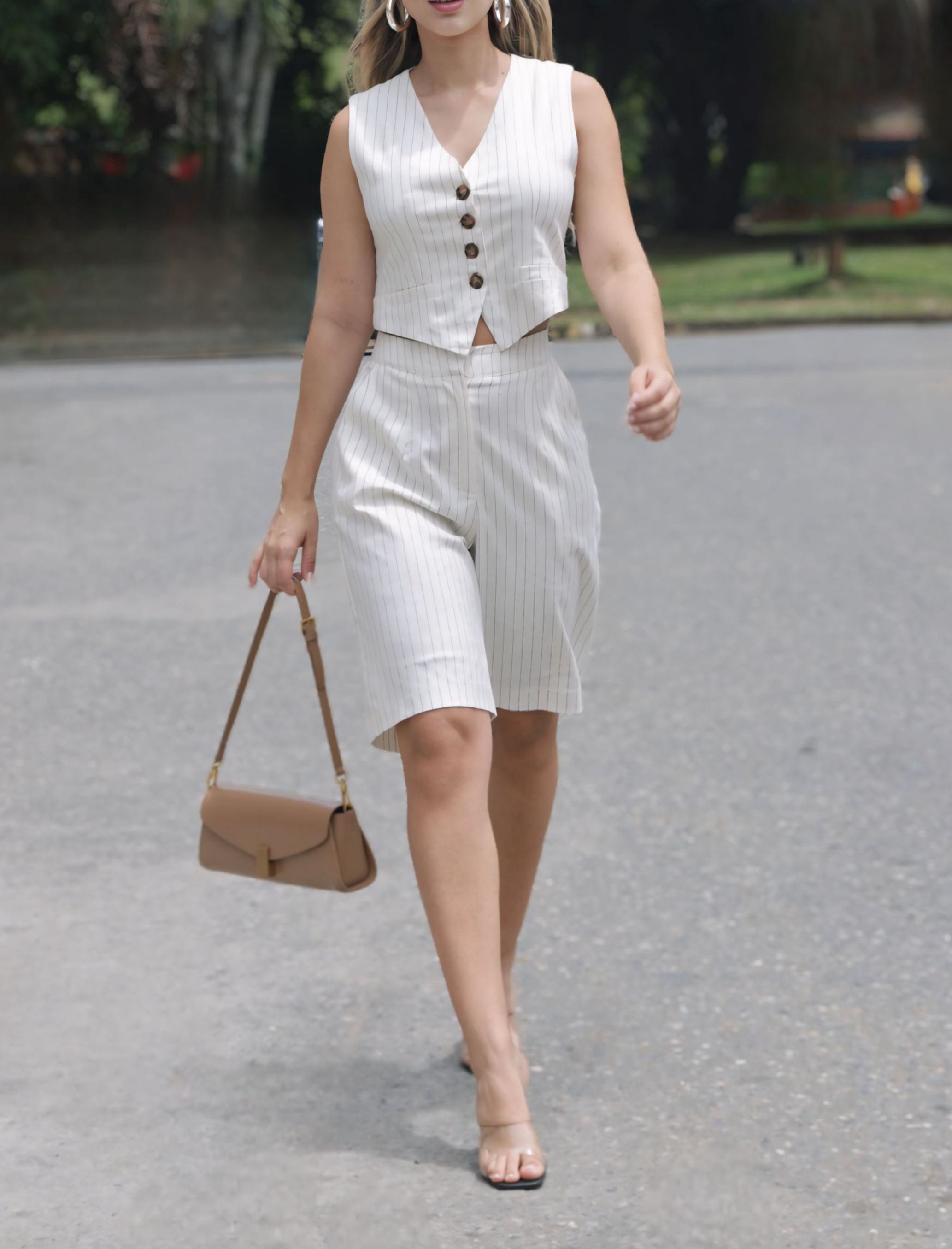 Conjunto en chaleco de rayas