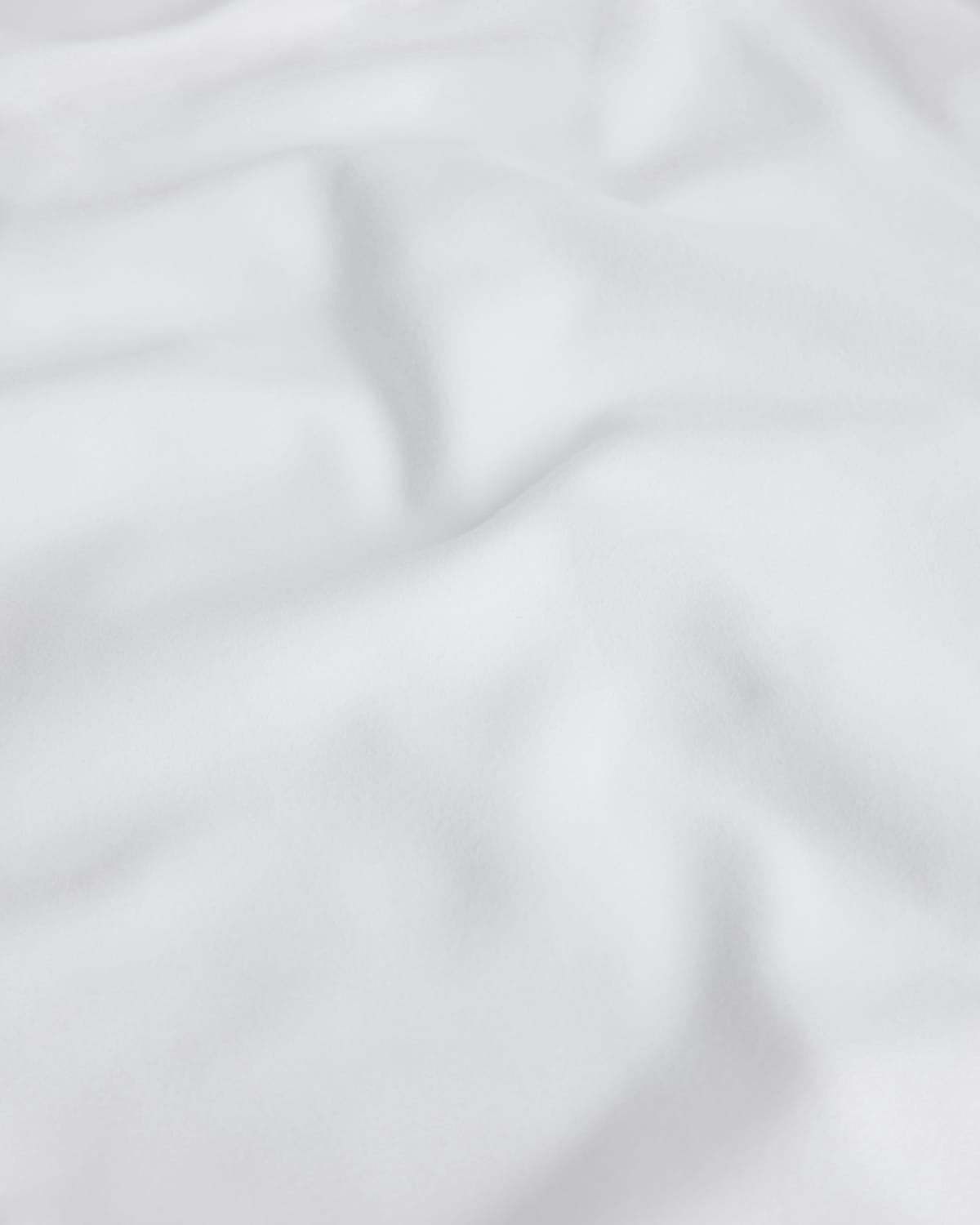 Form Essentials Crop | White