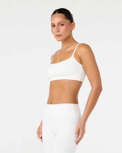 Form Essentials Crop | White