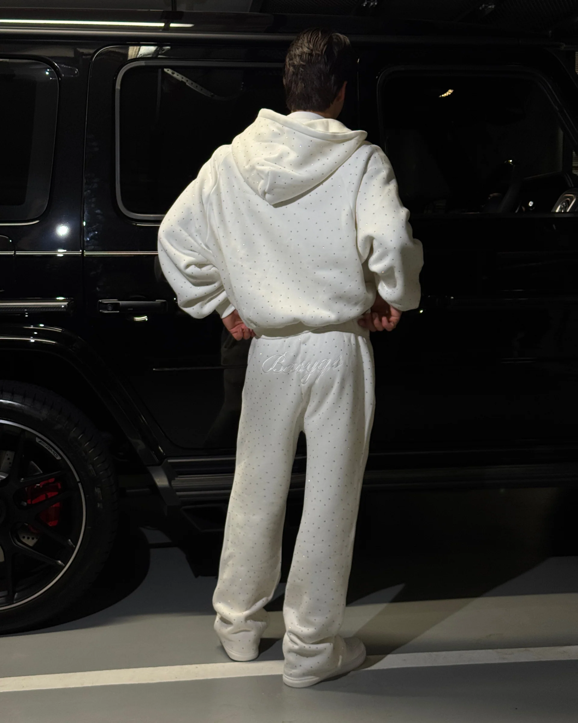 RHINESTONE SWEATS - OFF WHITE