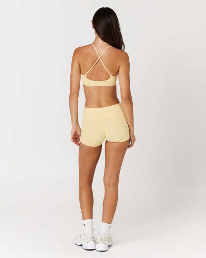 Form Invisible Scrunch Fold Over Shorts 3" | Butter