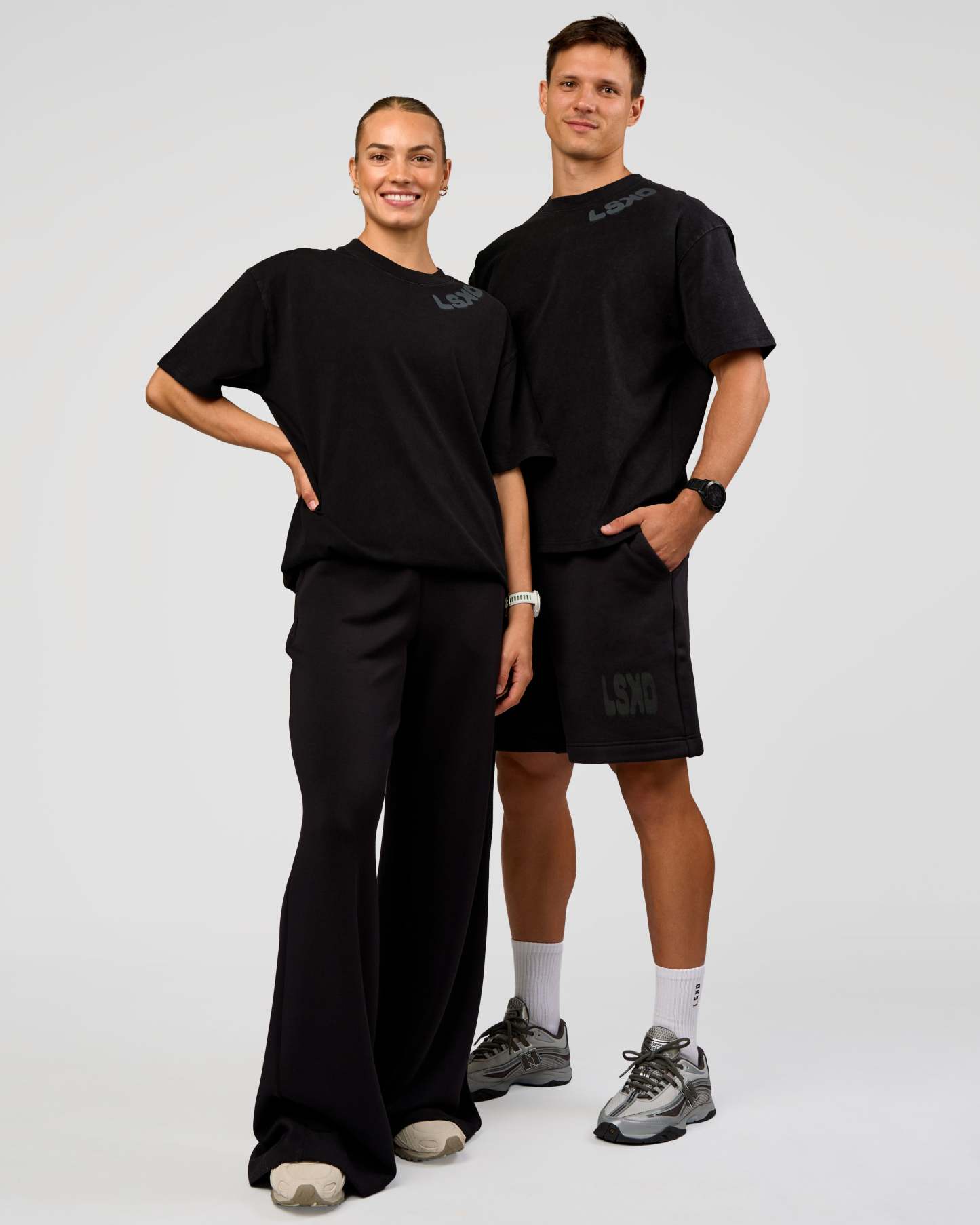 Offset Heavyweight Unisex Oversized Tee - Black Washed-Castlerock