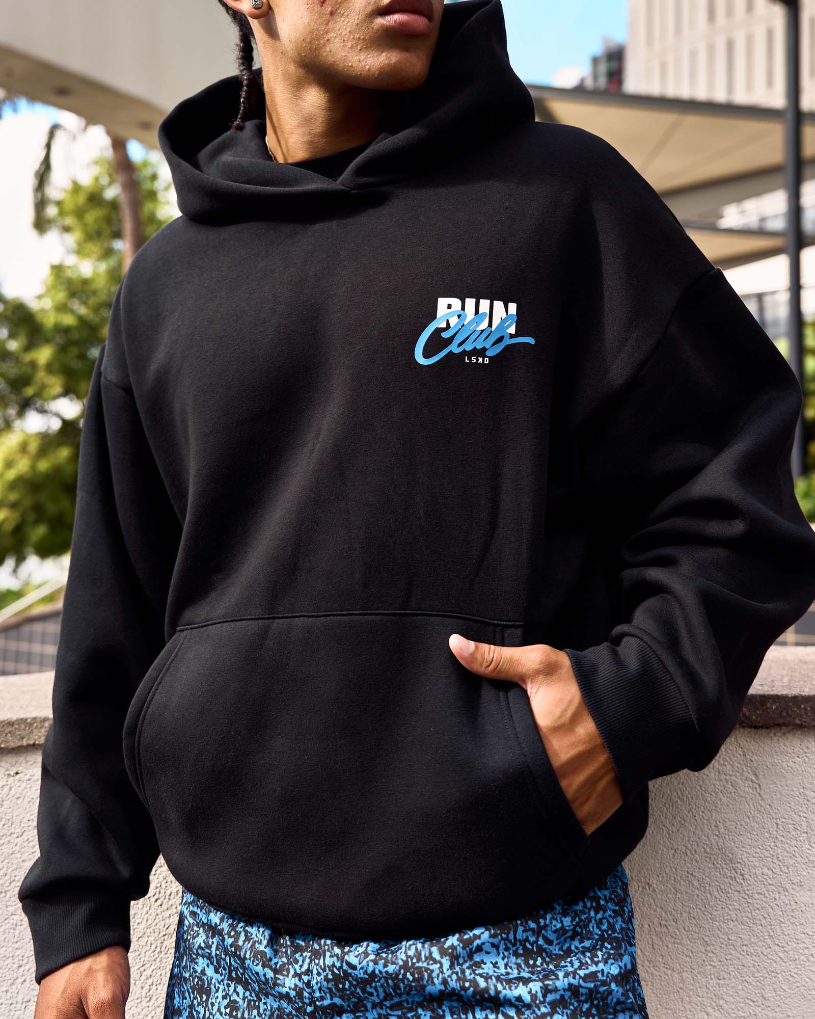 Run Club Script Oversized Hoodie - Black-Palace Blue
