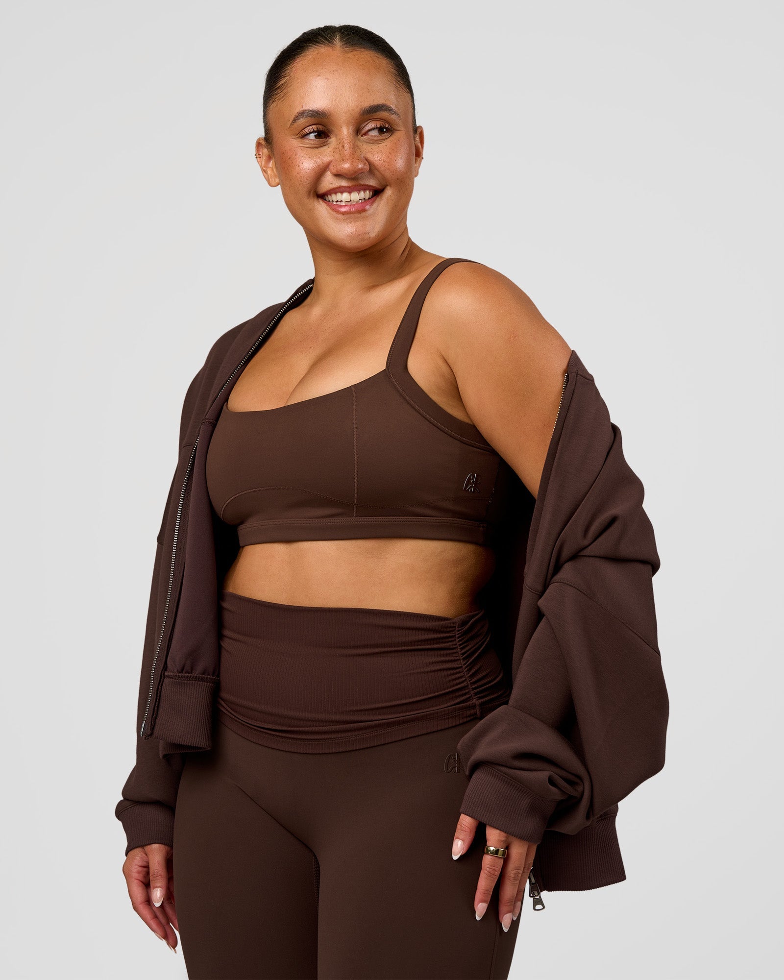 CF Move Through It Sports Bra - Hot Chocolate