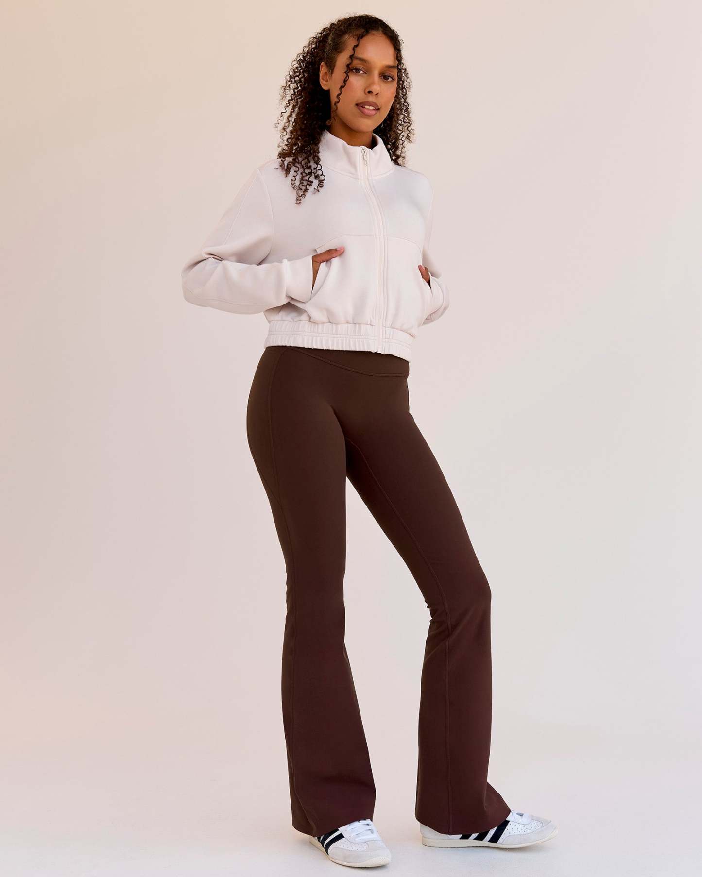 Fusion V-Contour High-Rise Flared Legging Pockets - Hot Chocolate