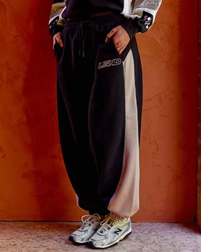 Power Play Stitch Up Fleece Sweat Pant - Black-Shale Beige