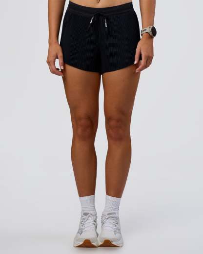 Accelerate 3" Pleated Mid-Rise Running Short - Black