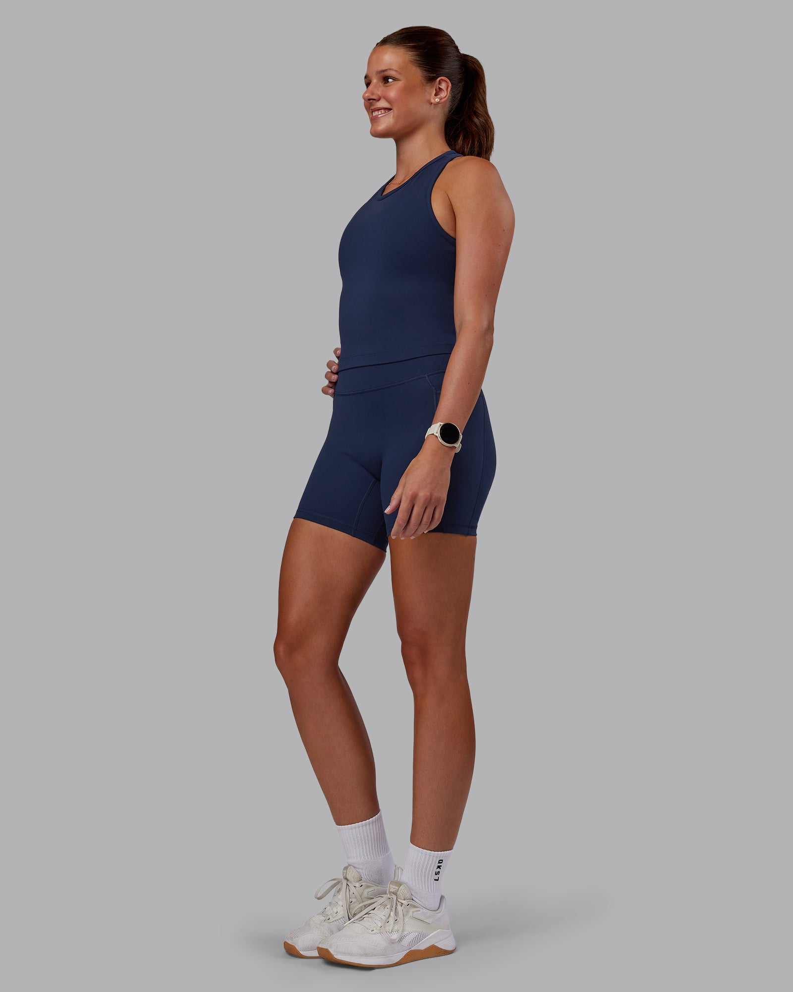 Flow Performance Tank 2.0 - Future Navy