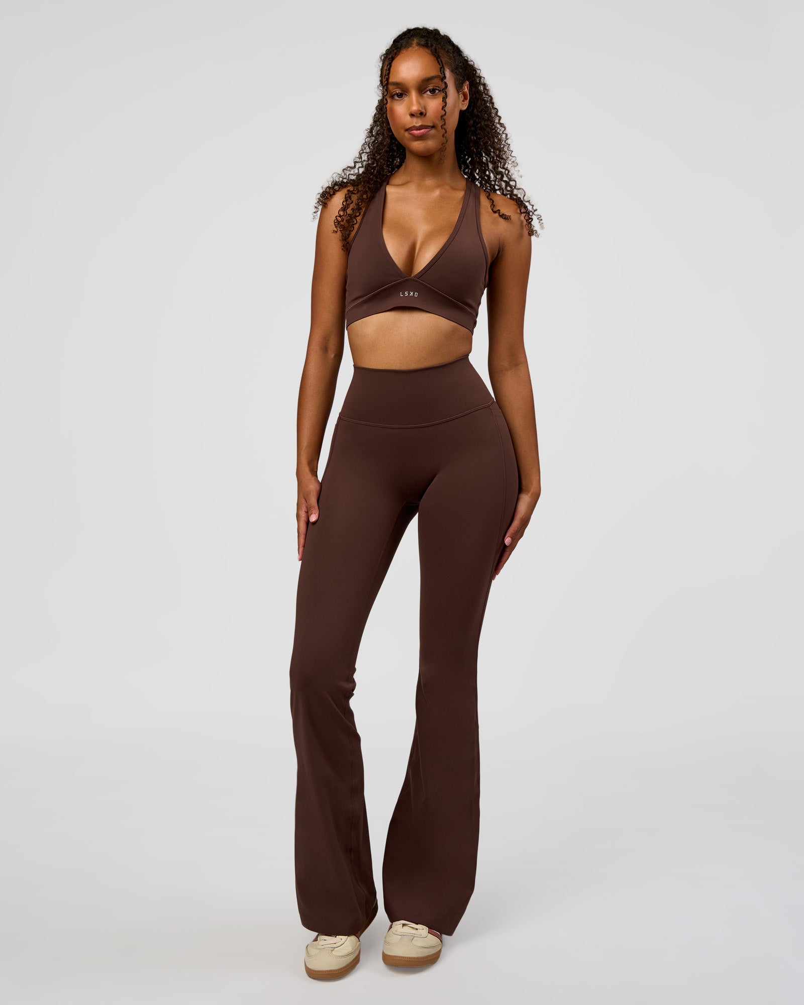 Fusion V-Contour High-Rise Flared Legging Pockets - Hot Chocolate