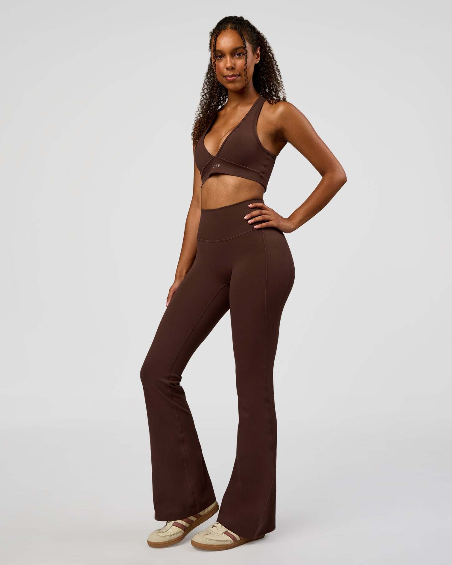 Fusion V-Contour High-Rise Flared Legging Pockets - Hot Chocolate
