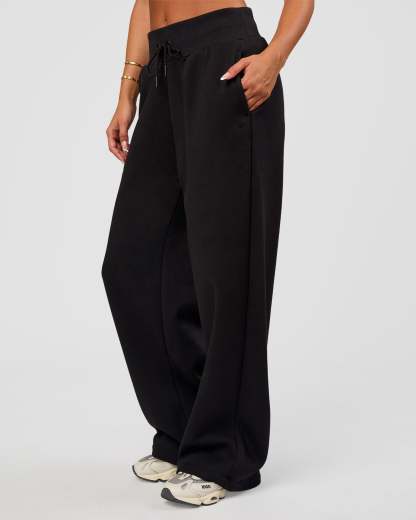 Go-To Wide Leg Track Pant - Black