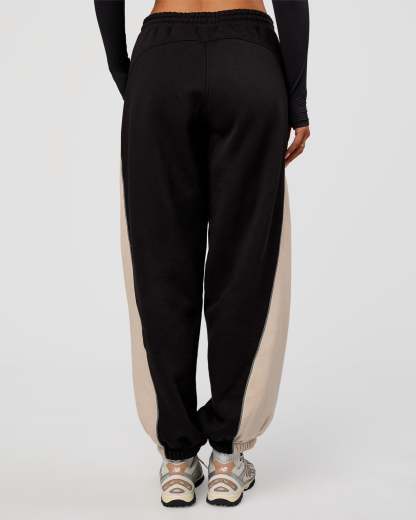 Power Play Stitch Up Fleece Sweat Pant - Black-Shale Beige
