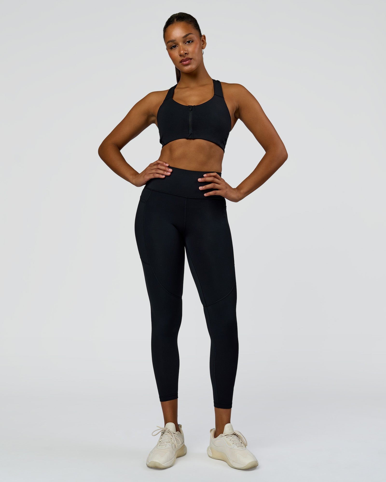 Rep Street Script Ultra High-Rise 7/8 Legging Pockets - Black-White