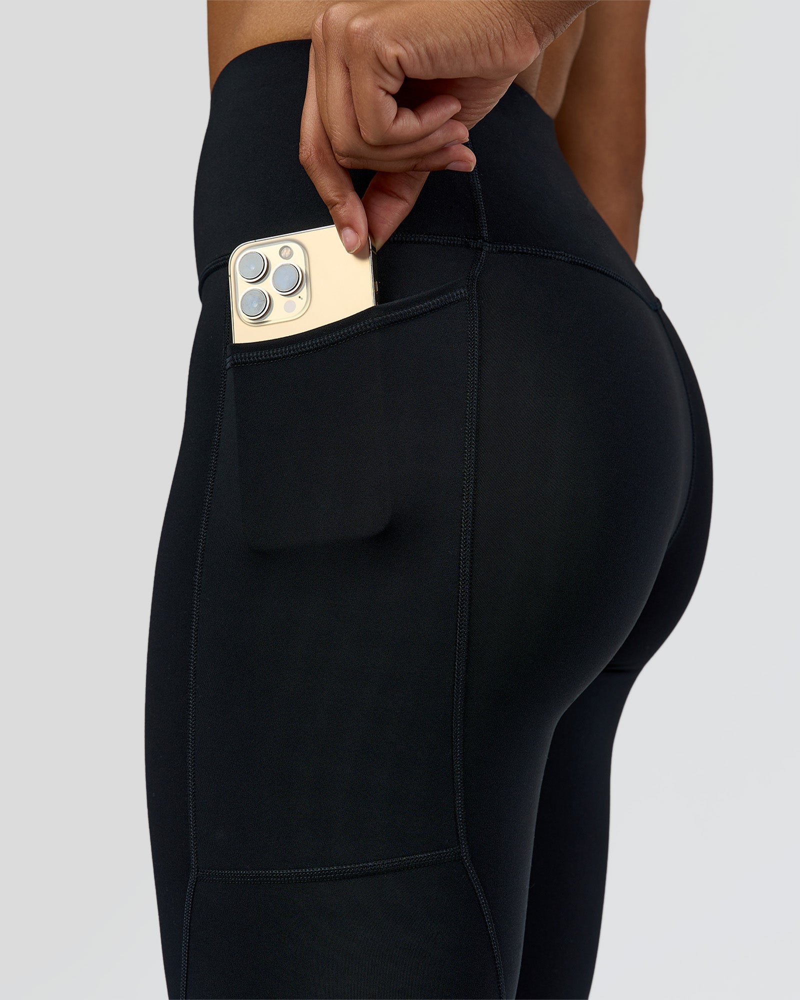 Rep Street Script Ultra High-Rise 7/8 Legging Pockets - Black-White