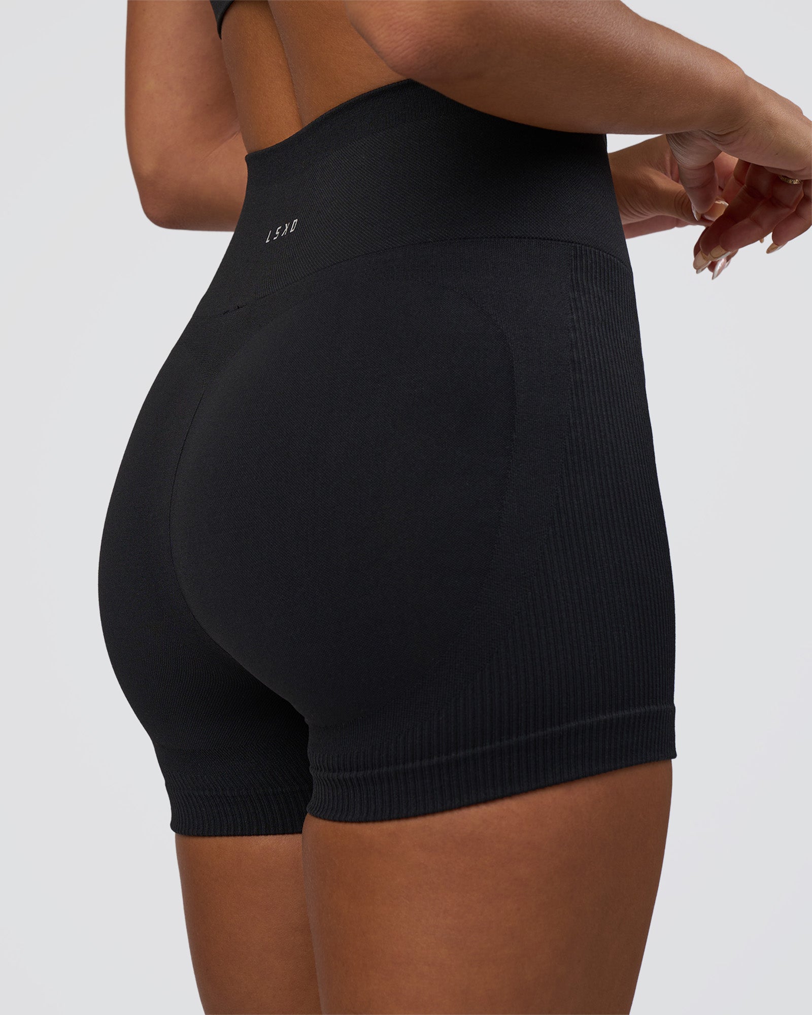 Surge Seamless High-Rise 4" Short - Black