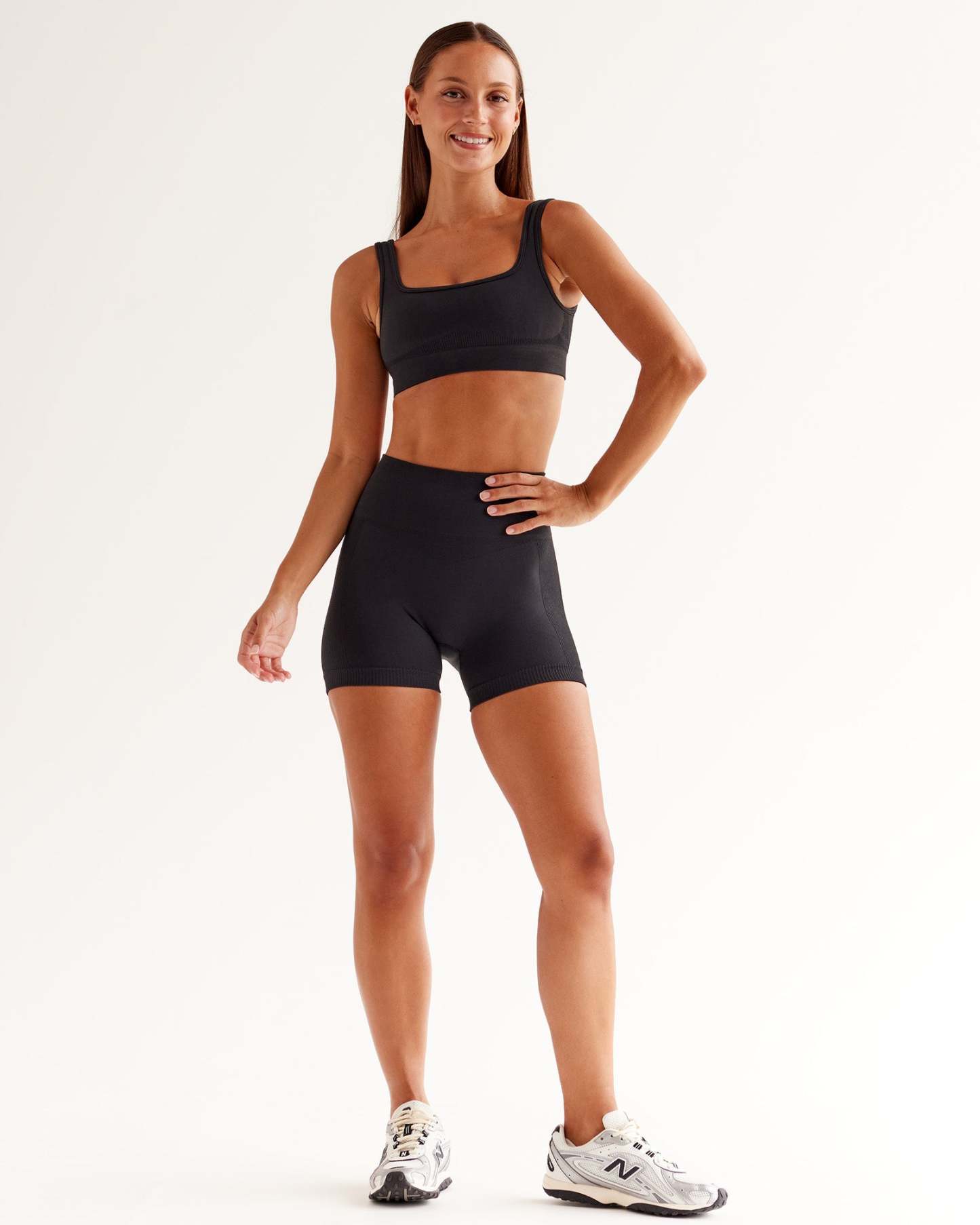 Surge Seamless High-Rise 4" Short - Black