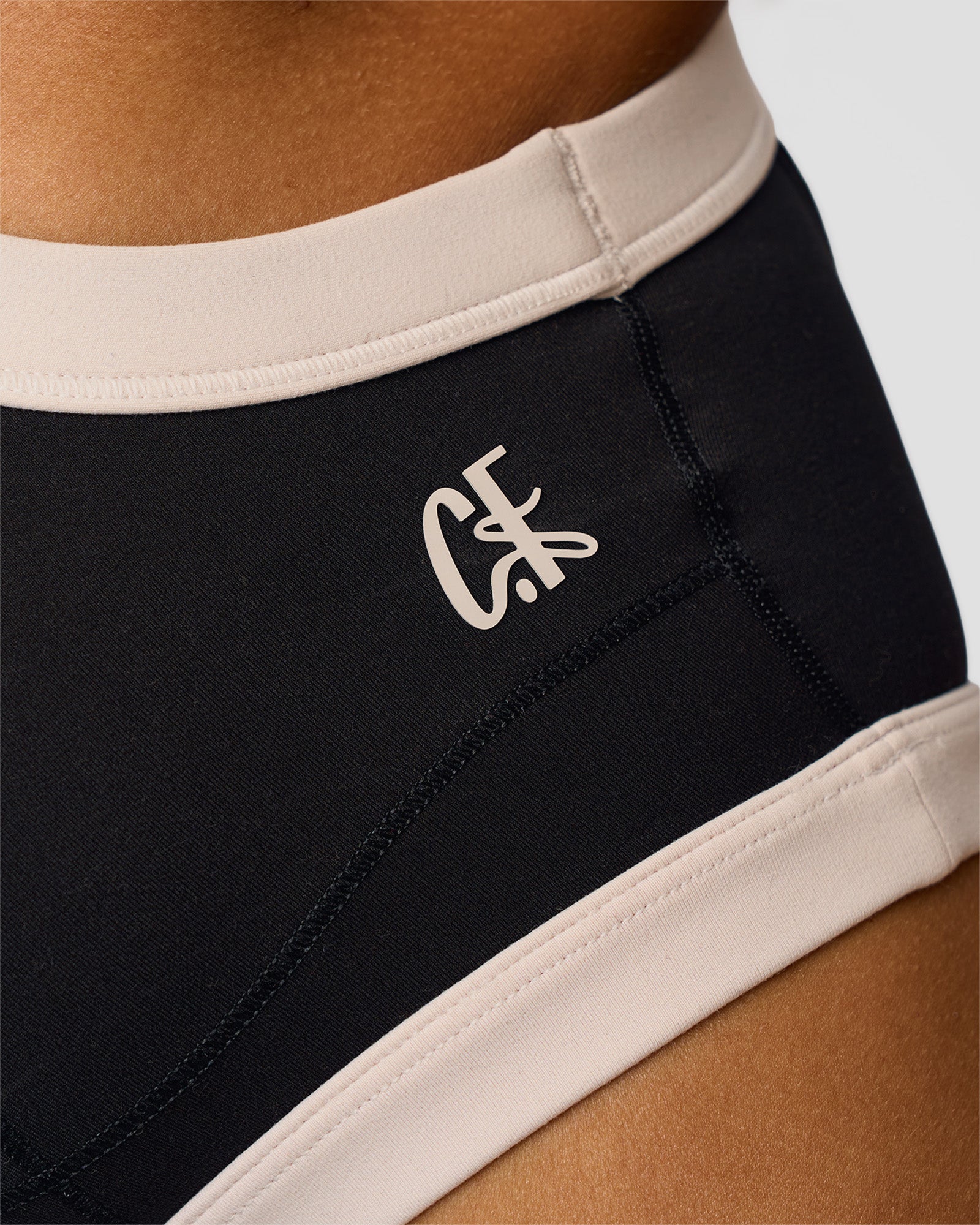 CF Move Through It Sports Bra - Black-Clay