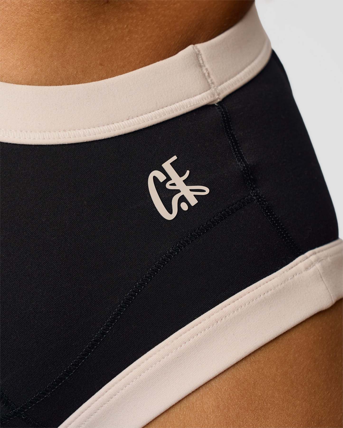 CF Move Through It Sports Bra - Black-Clay