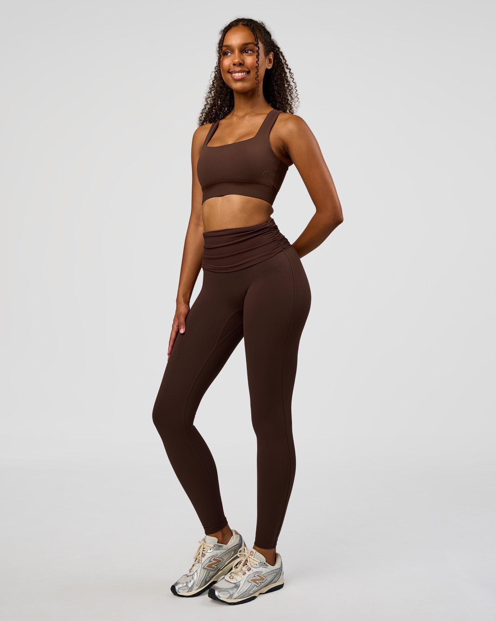CF Train Hard Sports Bra - Hot Chocolate