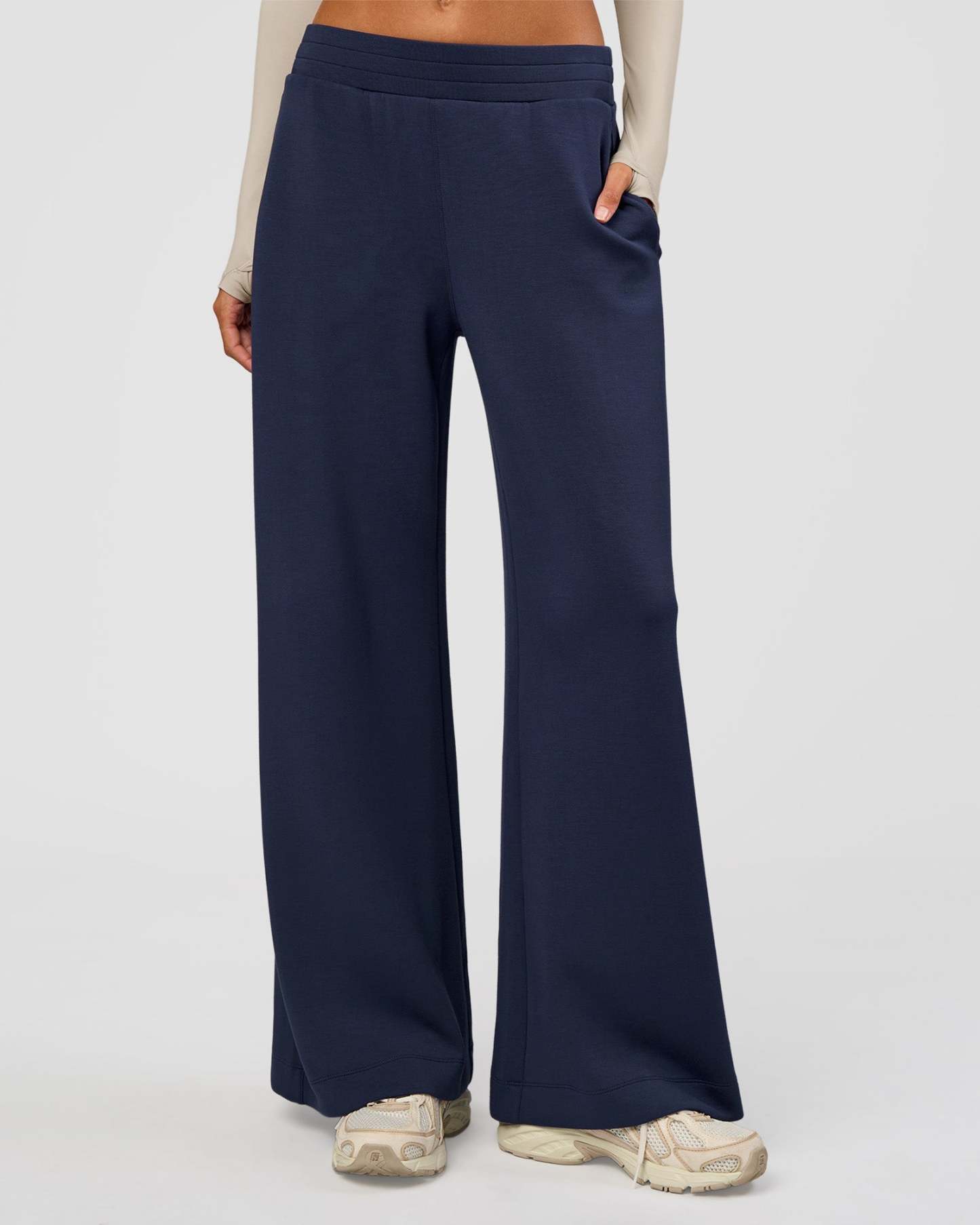 Elevate SoftTouch Wide Leg Pant - Future Navy