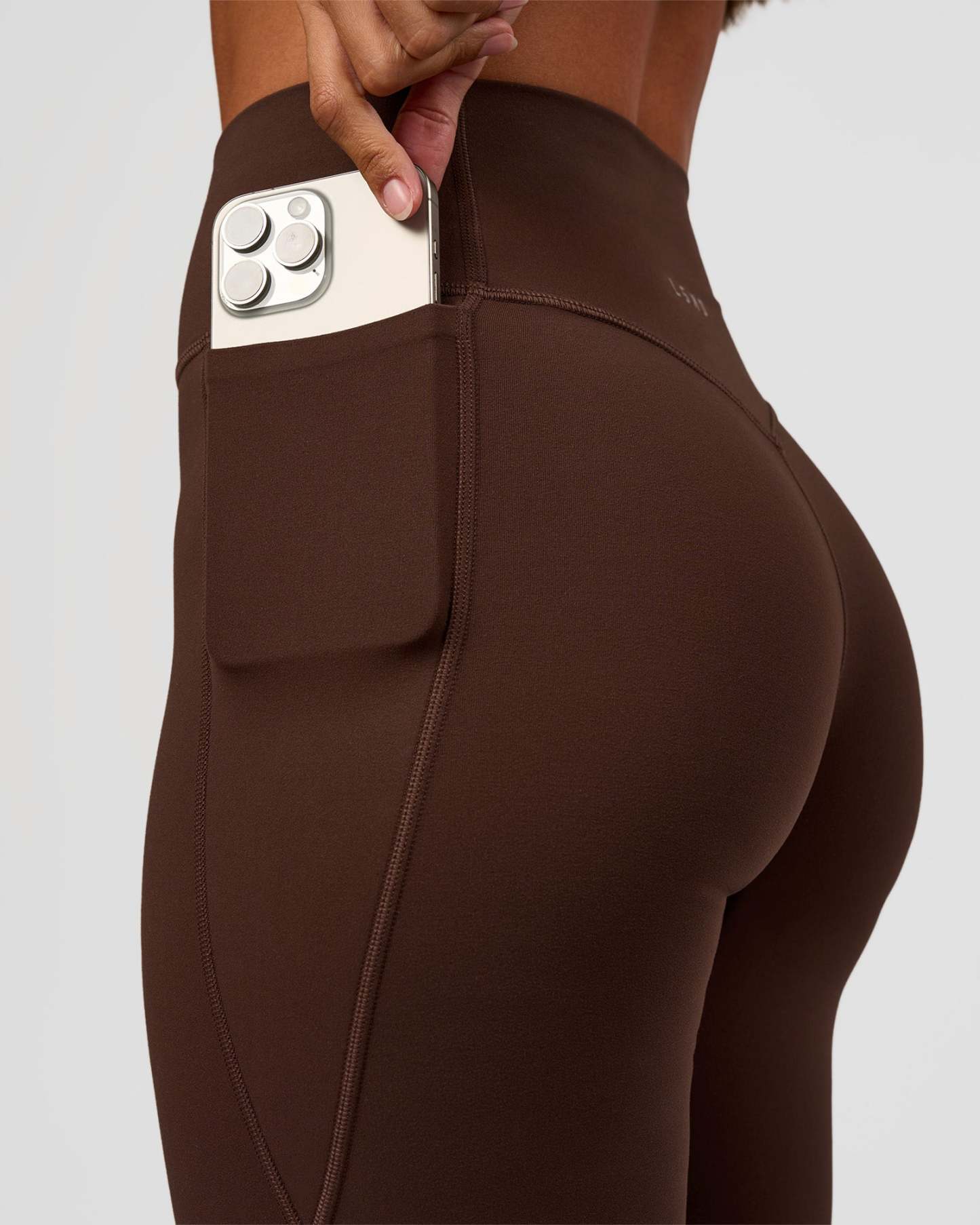 Fusion V-Contour High-Rise Flared Petite Legging Pockets - Hot Chocolate