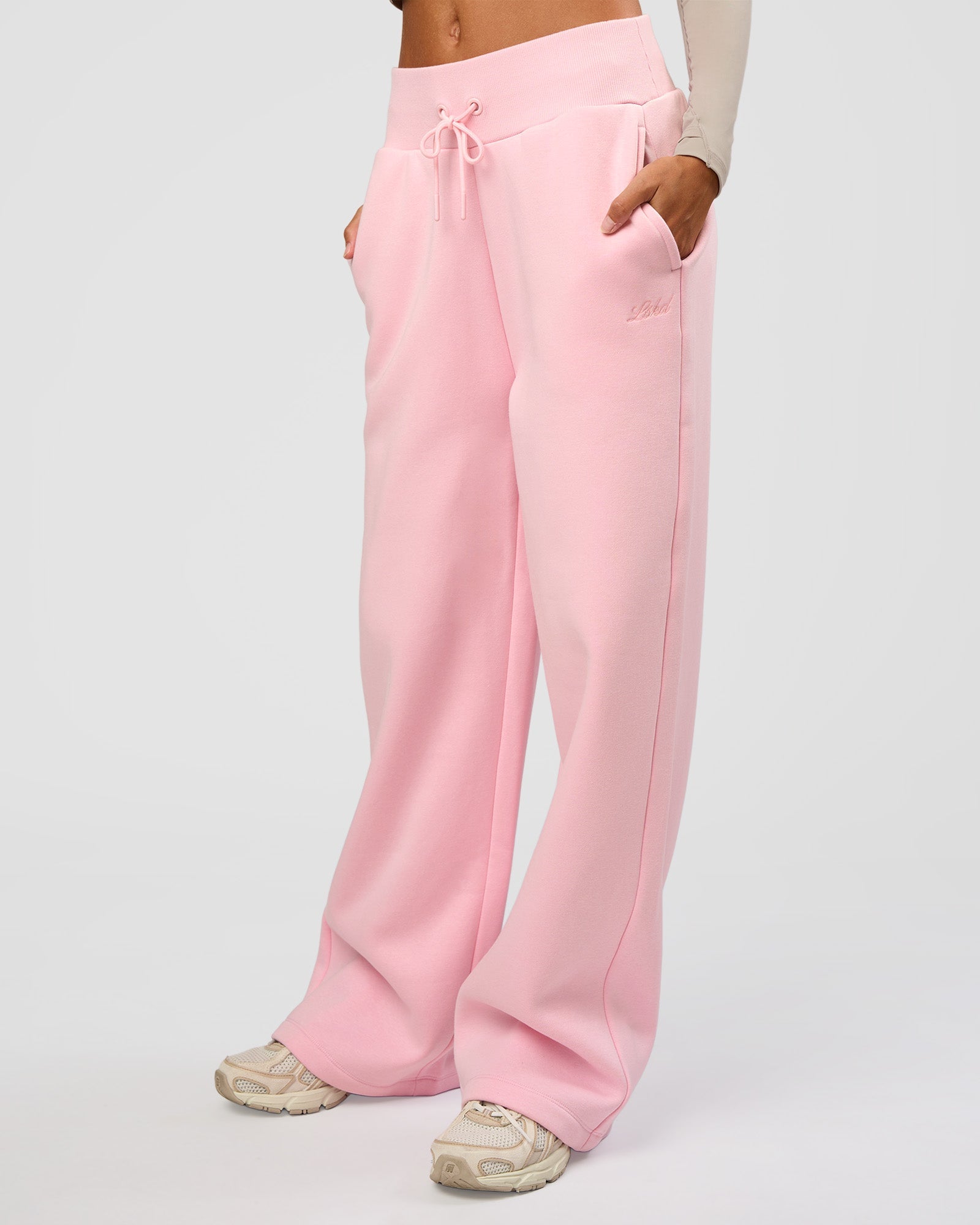 Go-To Script Wide Leg Track Pant - Marshmallow