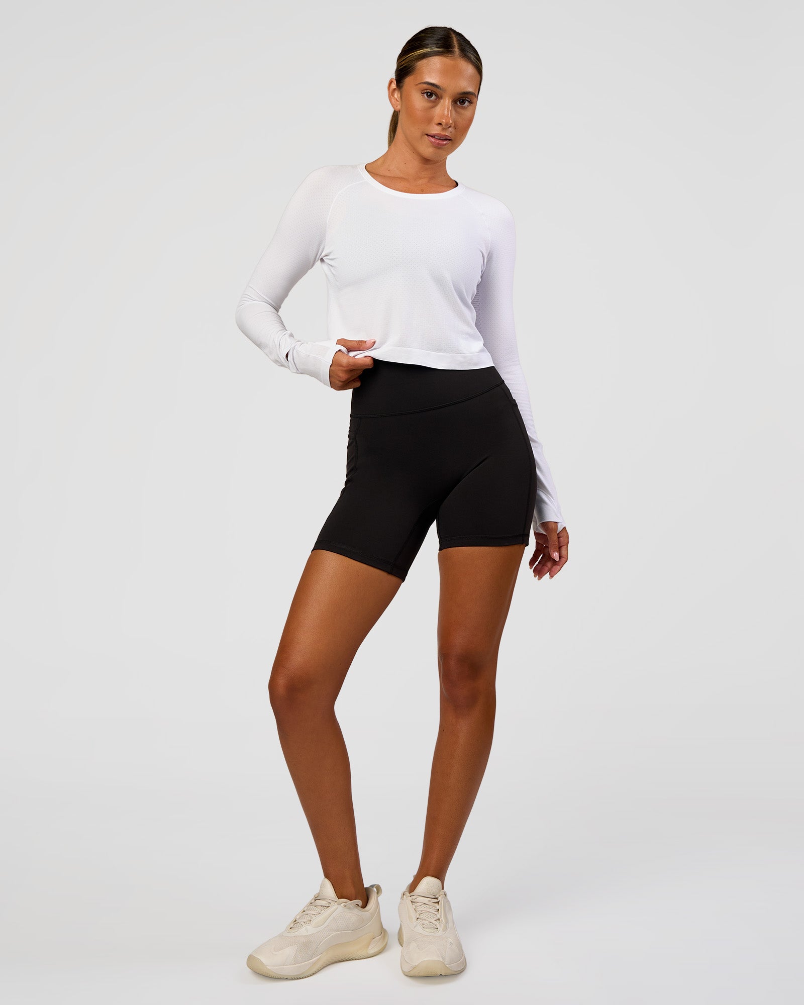 AeroFLX+ Seamless Long Sleeve Skimmer Tee - White/White