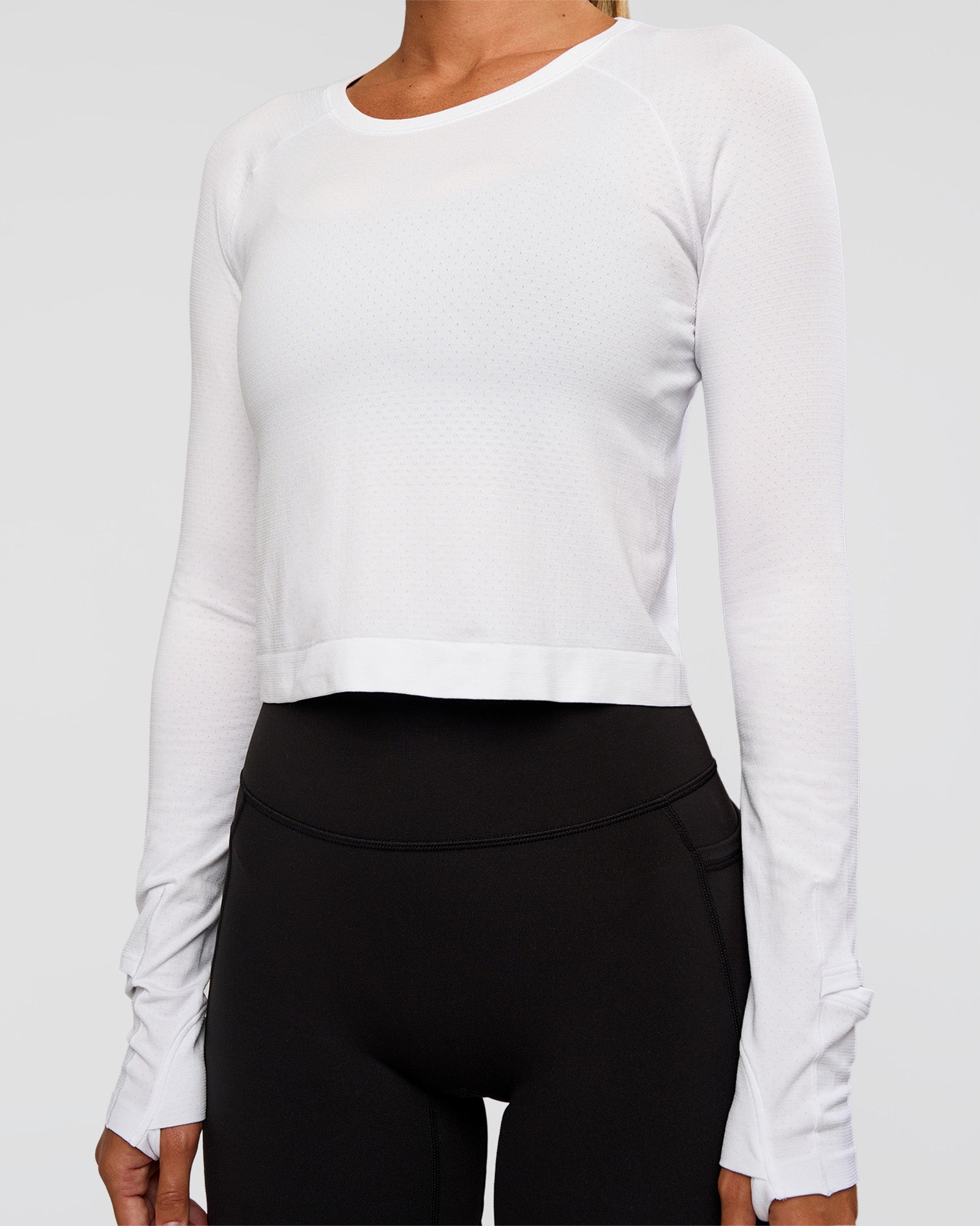 AeroFLX+ Seamless Long Sleeve Skimmer Tee - White/White