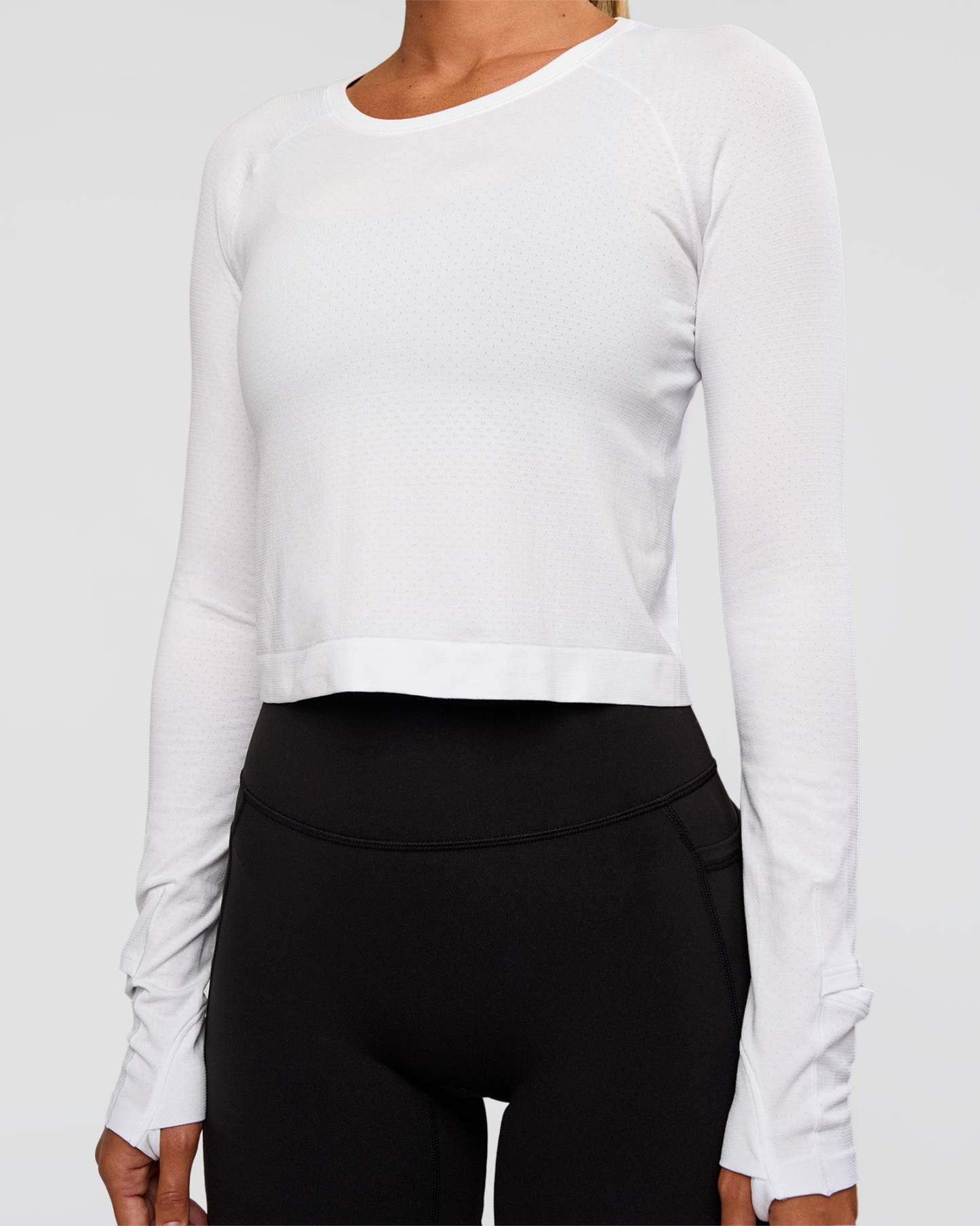 AeroFLX+ Seamless Long Sleeve Skimmer Tee - White/White